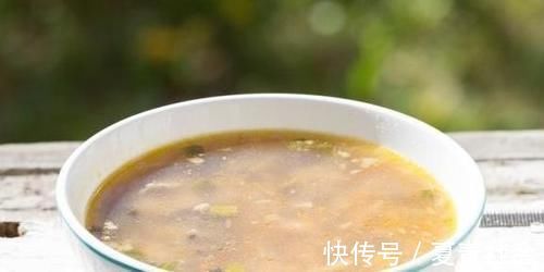 孩子|3种“饭菜”尽量少给孩子吃,或许对孩子健康有帮助