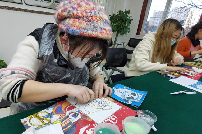 冰雪季！非遗献礼冬奥 牛街街道居民体验传统技艺与冬奥文化奇妙碰撞