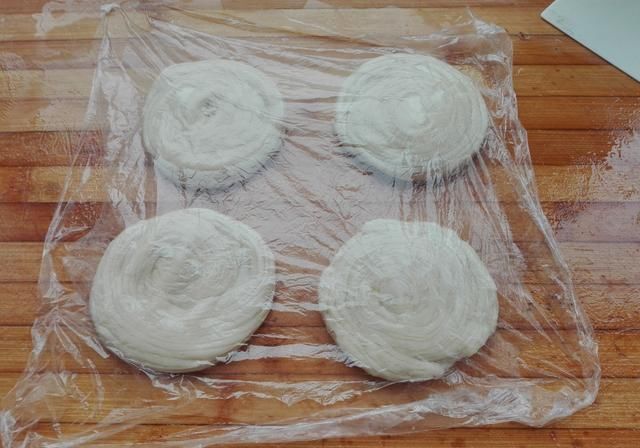 外酥|早餐就馋它，不发面不烫面，外酥里软层次多，凉了也不硬，超好吃