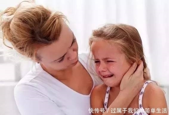 孩子|动不动就哭的孩子,与忍着不哭的宝宝,两者长大后差距明显