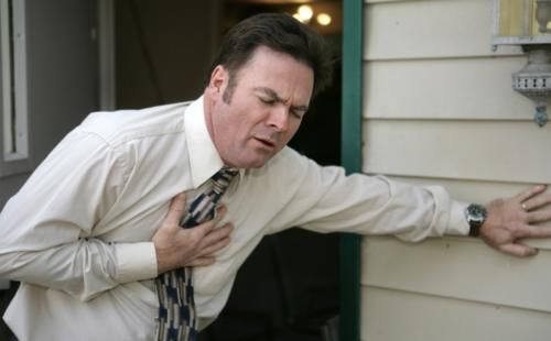 血压升高|预防高血压，注意身体发出的两警示