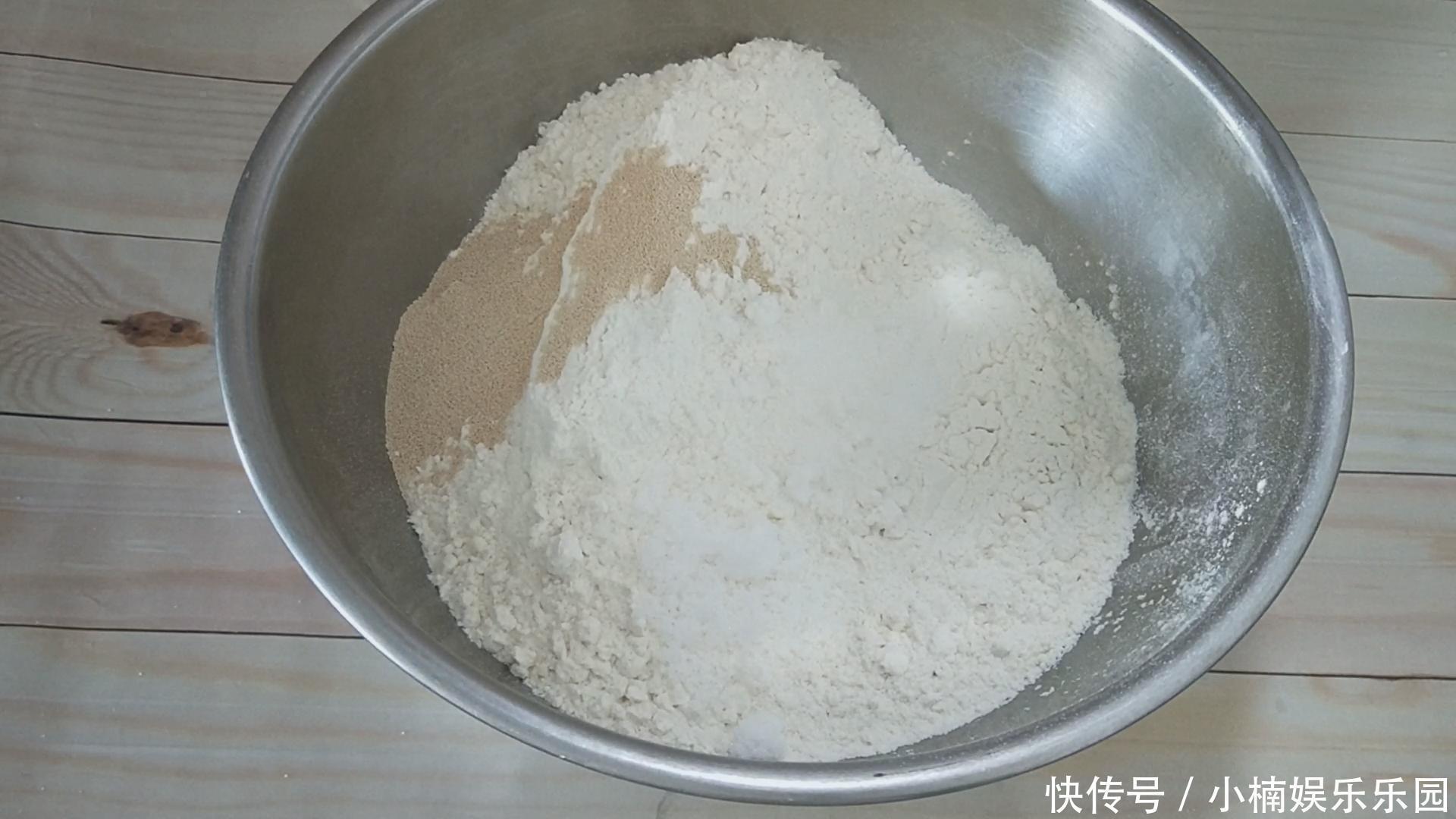 早餐饼又出新做法,比包子馒头都好吃,我家一周吃三次,太香了