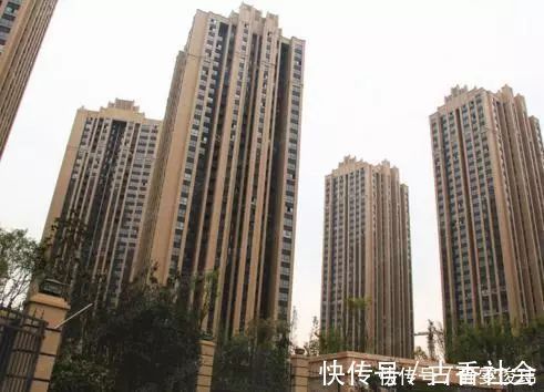 电梯|买房时，“一梯两户”和“两梯四户”没区别？答案说出来，别不信