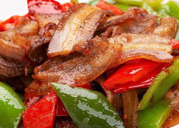 长寿|长寿是“吃”出来的中老年人常吃肥肉会折寿吗看完再吃也不迟