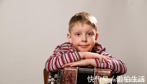 父母|李玫瑾养男孩的家庭,这3件事父母越“舍得”,儿子越有本事