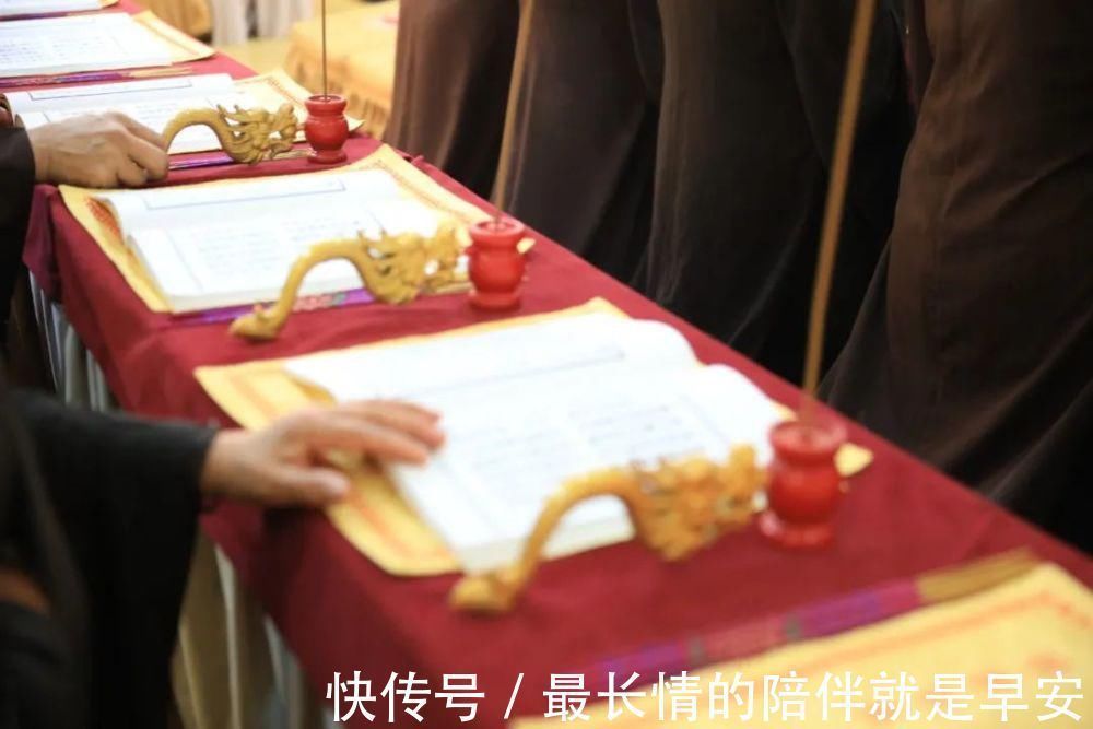 梁歪@风水先生告诫孙子:“前门不点灯,后院不亮堂”,究竟啥意思?