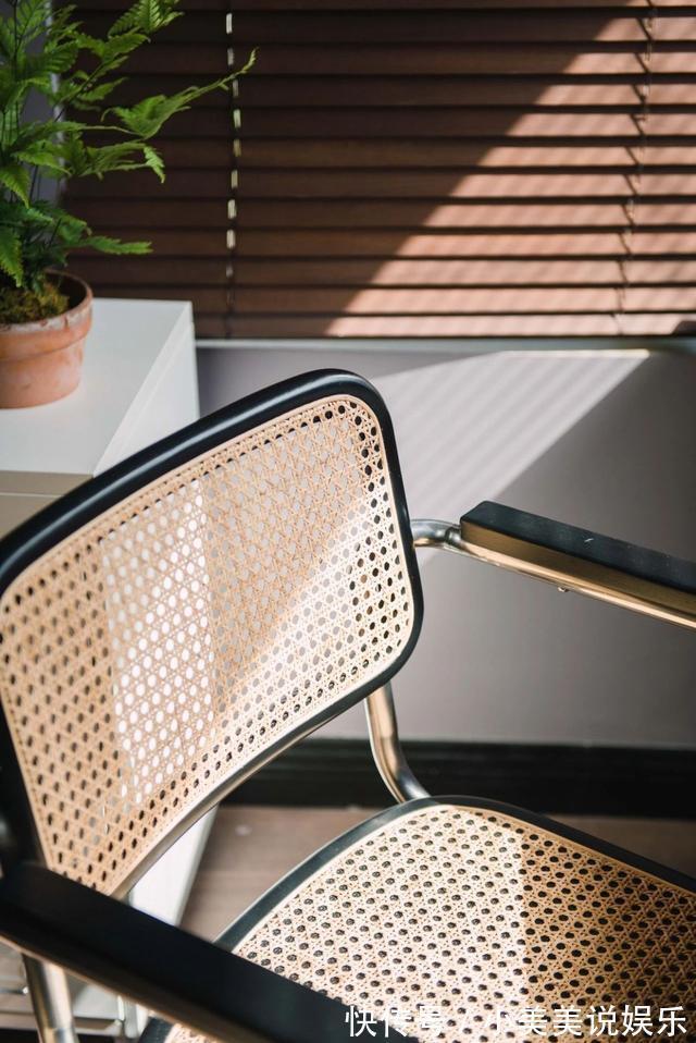 阳台上|90后小姑娘的独居公寓,阳台打造成森林,一个人住也舒服