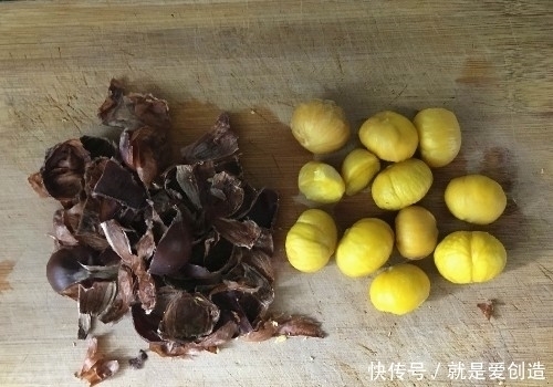 真快|剥板栗不用手抠,用这种方法剥的真快,干净完整还不伤手,特轻松