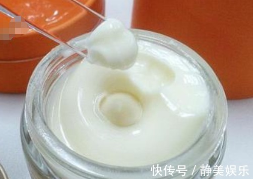 皮肤 女人皮肤不好,3样护肤品不能少,秋天擦补水保湿,保养皮肤