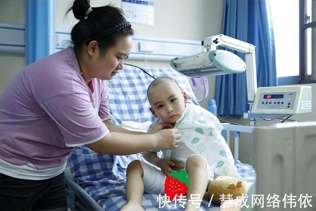 徐丽霞|给儿子洗澡,让她后悔一生“我永远都不会原谅自己”