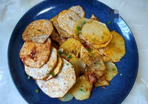 鸡腿和鸡|自从学会炸串这种做法,花钱不多,口感香嫩,孩子爱吃也不上火