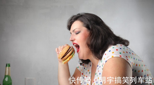 胃酸|每天喝小米粥能养胃吗?医生:想保护肠胃,2种粗粮尽量少吃