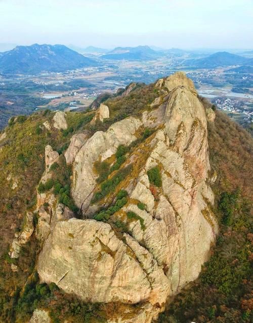 马仁奇峰背面不远处竟还有这么一座神秘未开发的山