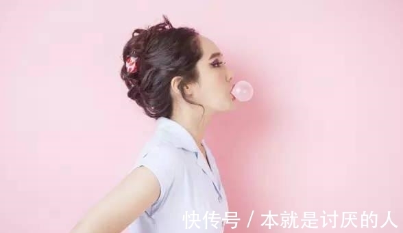 女儿|吃口香糖可致死?女儿死了10年后,伤心欲绝的妈妈发出警告