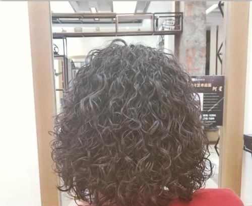 女发 女发别乱剪,高人气发型20款送给大家,很多女性都喜欢