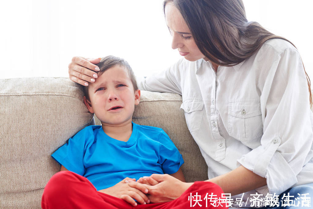 短裤|天气炎热，孩子不愿意穿短裤和凉鞋，其实每个孩子都有这样的心理