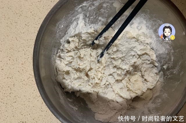 为什么你烙的饼总是硬学会这方法,柔软千层不够吃,放凉也不硬