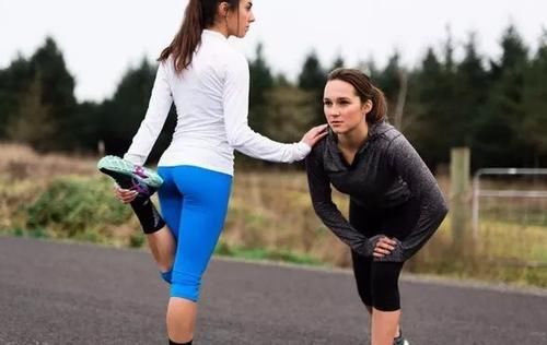 结节|女孩被闺蜜一个月29次“826”，确诊甲状腺癌，医生叹息：果真是好姐妹