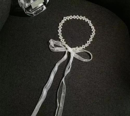 别再披头散发了!这3款发饰才够撩人