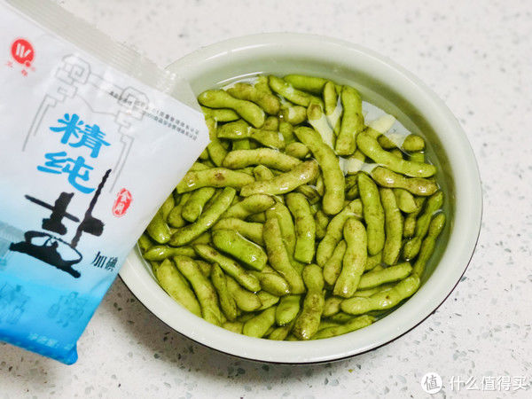 鲜嫩|烧烤店师傅透漏：煮毛豆多加一步，颜色翠绿还入味儿，想不香都难