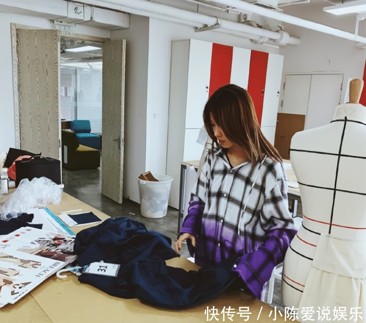 父母 “巨嬰”劉思琦16歲還要人喂飯,日花銷過萬,如今真的蛻變了