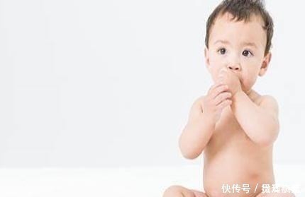 病情加重|2岁宝宝经常挠头,频繁洗头也不见缓解,送医后医生摇头来晚了