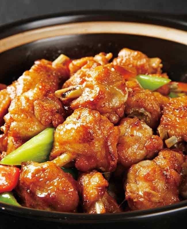 干锅菜|天热就馋这一锅干锅菜，吃肉不油腻，是属于夏天的火辣美味