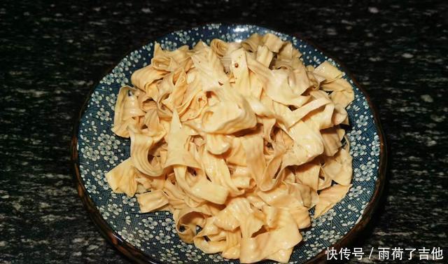 改刀切丝|它叫“人造肉”,一次买10斤,能吃三个月,随吃随炒,特方便