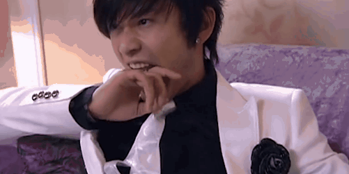 明道|霸道总裁别硬演，爱装的又油又土，自然的一身贵气好霸道好喜欢