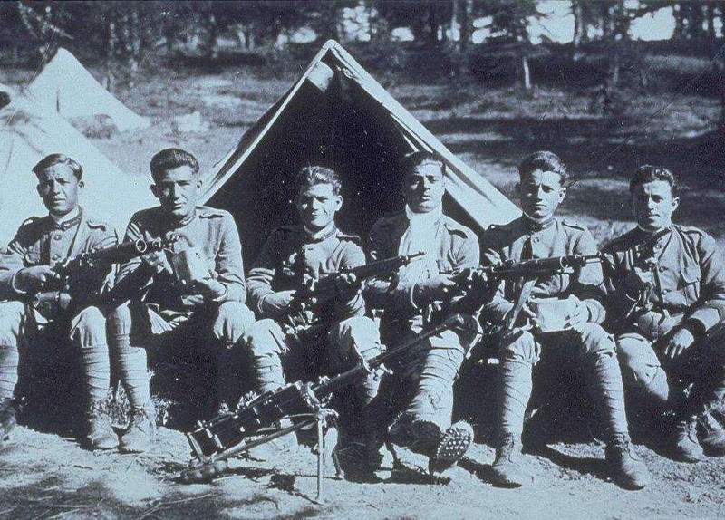 二战期间,第一个主动向中国宣战的是哪个