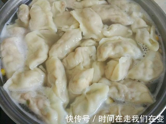 萝卜馅饺子有水怎么办焯水就错了，加点它萝卜不出水不变味