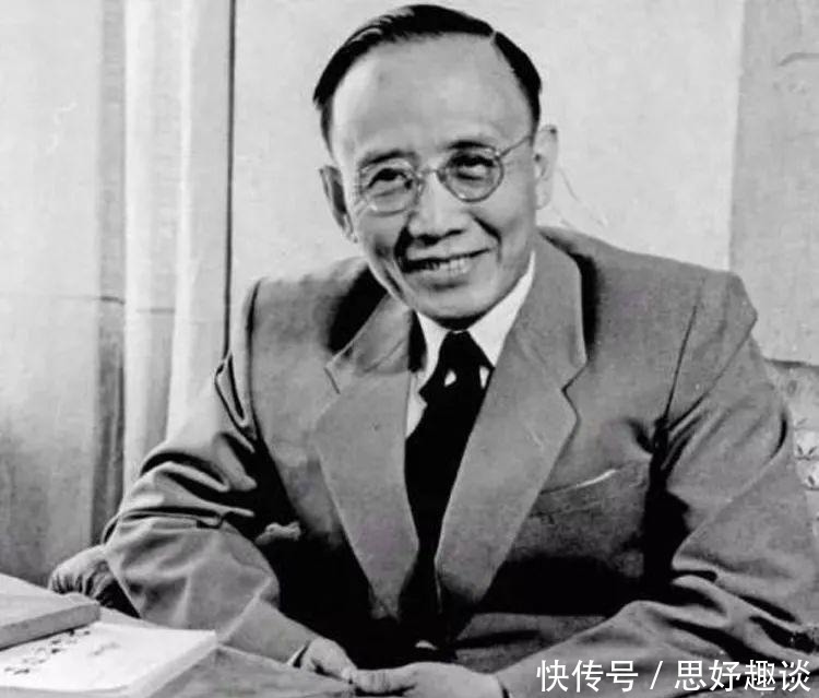 苏东坡|古有苏东坡,今有郭沫若:郭沫若为什么自称比苏轼牛,他配吗?