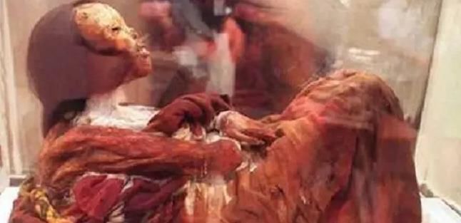 雪山下,一位13岁少女沉睡了500年,检测结果令专家无法相信