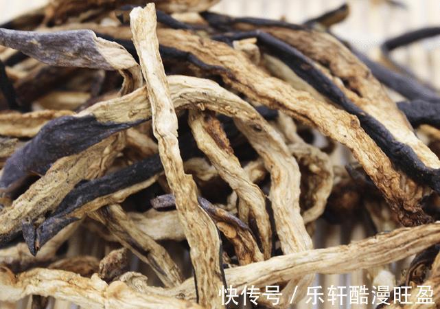茄子|三伏天多晒些茄子干，到冬天做菜吃，比新鲜茄子都美味，教您方法