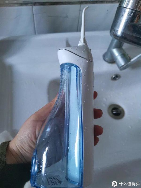 冲牙器|这3种“冷门”家居用品,刚开始“不习惯”,用后却离不开,你用过几个?