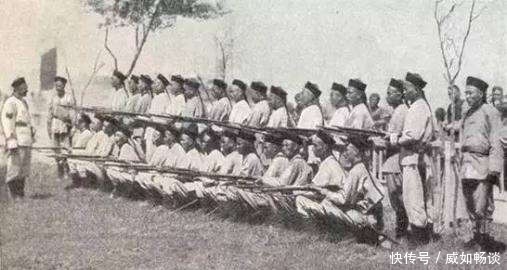 清朝|曾国藩手握大清半数兵权,为何不起兵造反?