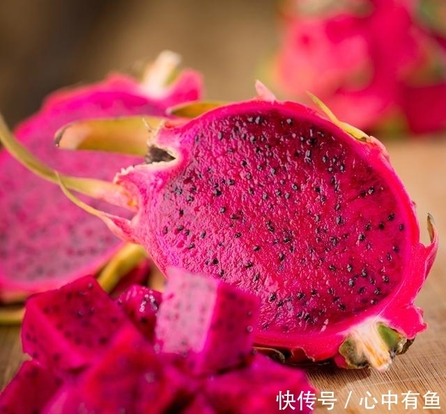 便秘|经常吃火龙果，预防便秘、抗衰老，营养师却称：有一类人谨慎食用