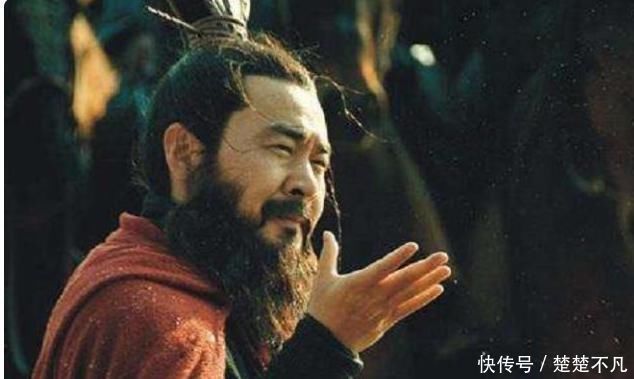 反抗|刘备骗走曹操5万大军，为什么曹军不反抗，心甘情愿跟着刘备
