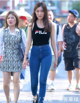 自带|简约运动背心,自带高冷气质