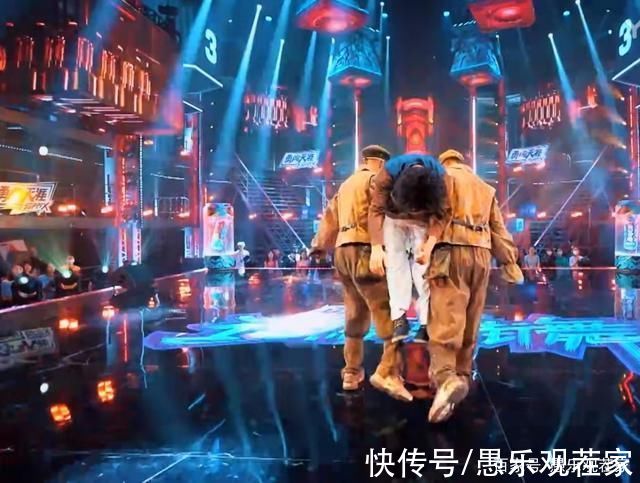 玩偶|张艺兴战队落败不意外，“巧克力工厂”创意被扒来自《达人秀》