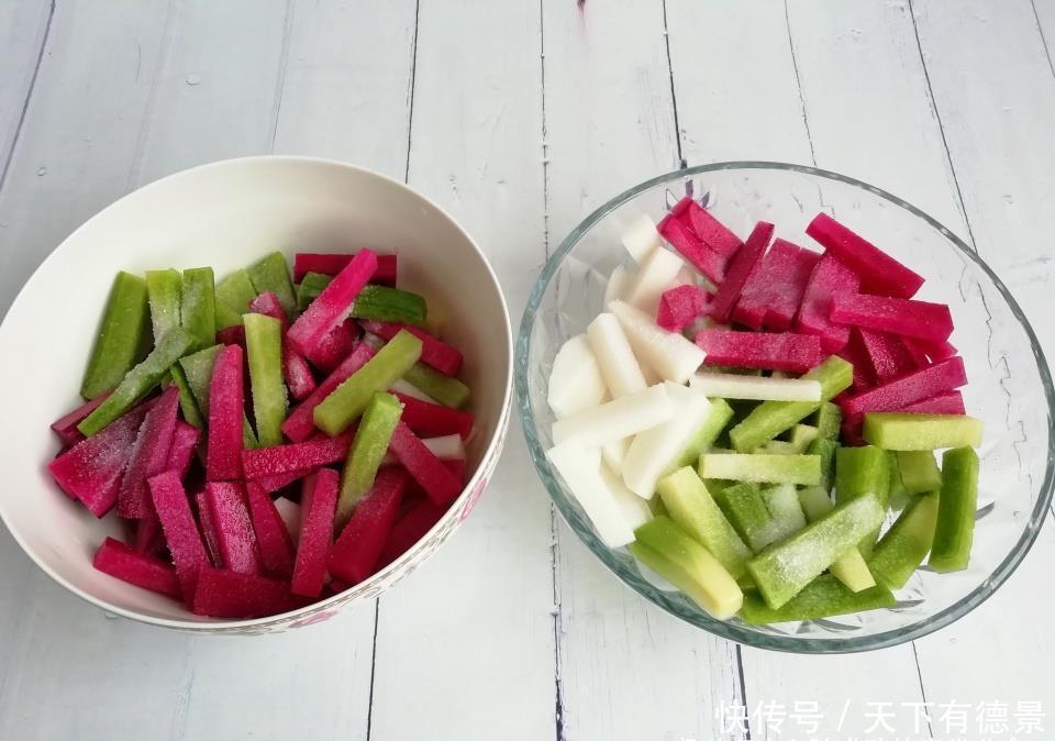 好吃|泡萝卜最简单最快速的做法,酸甜爽口,开胃下饭,放10天都不坏!