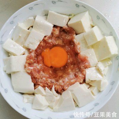 蒸蛋|豆腐肉饼子蒸蛋