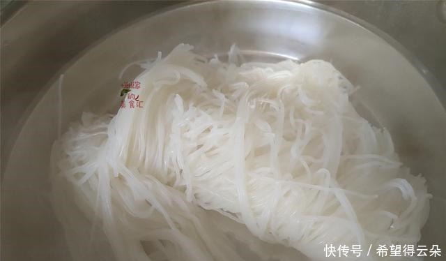 校门口最受欢迎的早餐,它排第1名,简单3步在家做,好吃更划算