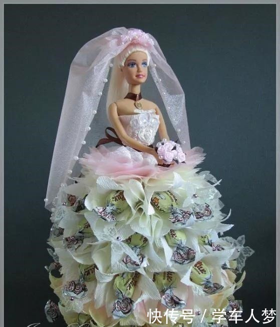 芭比娃娃|玩腻了、玩坏了的芭比娃娃,被妈妈这样改造,孩子瞬间乐疯了!