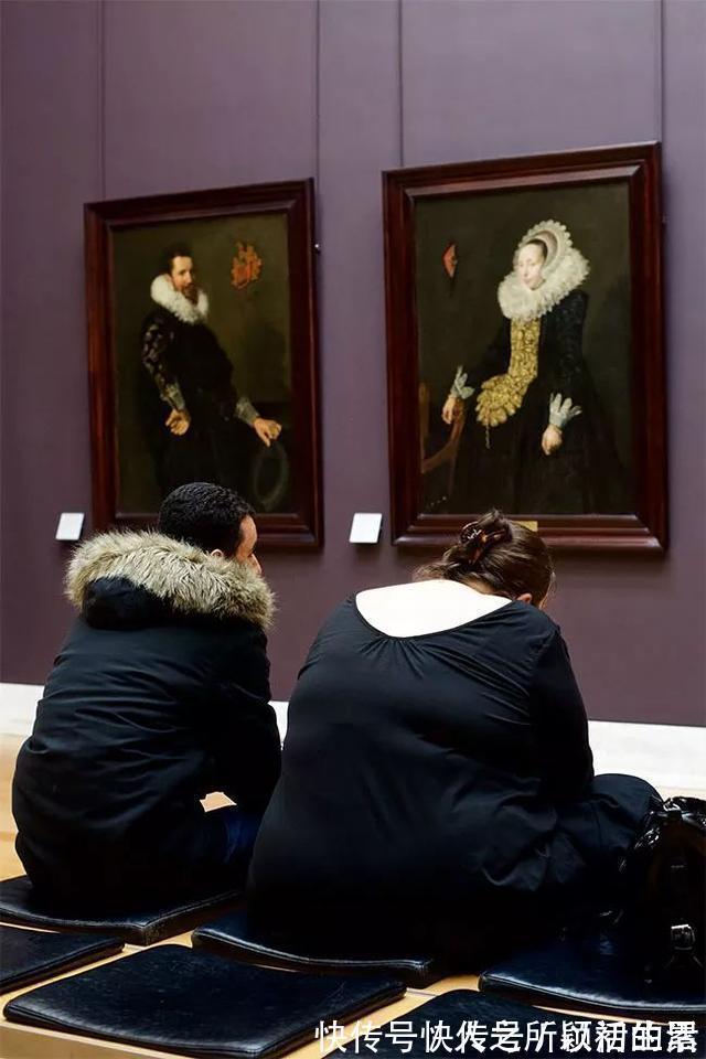 名画@和名画“撞衫”是一种怎样的体验?他花2年专拍艺术界最美的意外