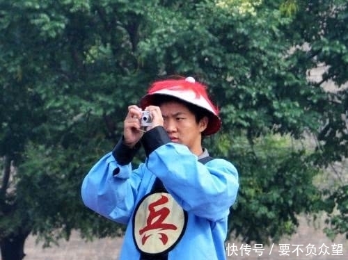 绿营兵|都是清朝军队,为何有的士兵胸前是兵字,有的却是勇字?