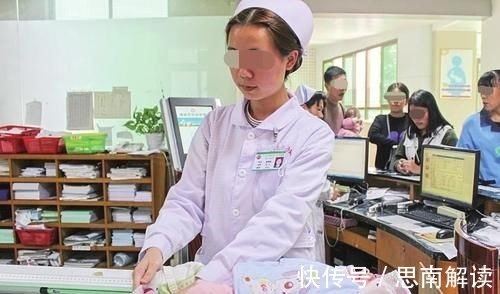 策策|俩个同龄宝宝在一起玩,身高体重差距大引争议:小码遇到了加大码