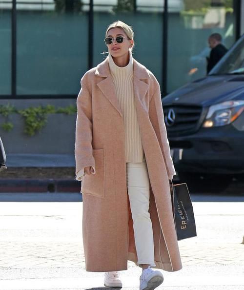 冬天有这双鞋子就足够了,高级时尚还减龄,时髦精人手一双