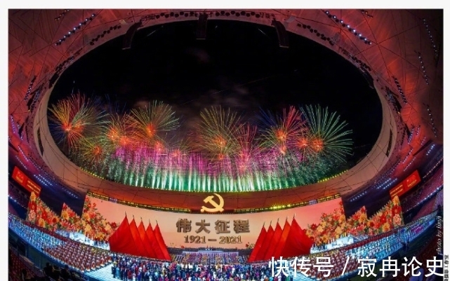 成龍|張韶涵參加黨慶演出后，激動(dòng)曬參演證書(shū)，內(nèi)心感受到中國(guó)人的驕傲