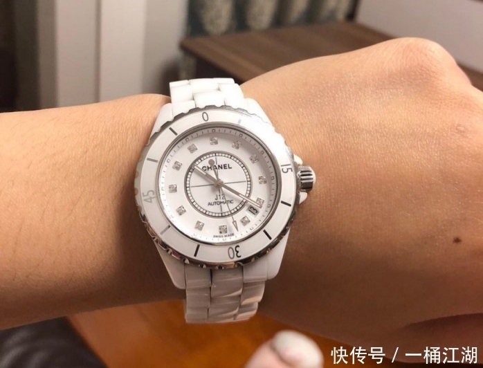 气球|男士犒劳自己，今年第一款大牌手表怎么选？省钱实用又高颜值的选择
